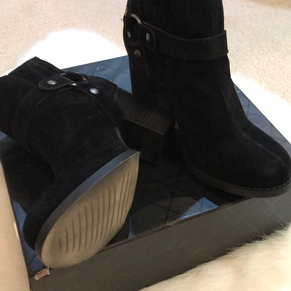 NWIB Chinese Laundry black suede booties sz 8 - Picture 3 of 7